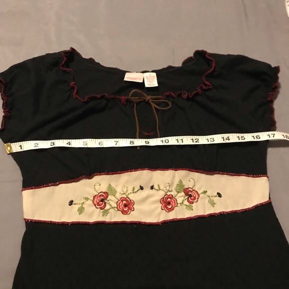 Xhilaration Short Sleeve Black and White Embroidered Top-M - Picture 9 of 16